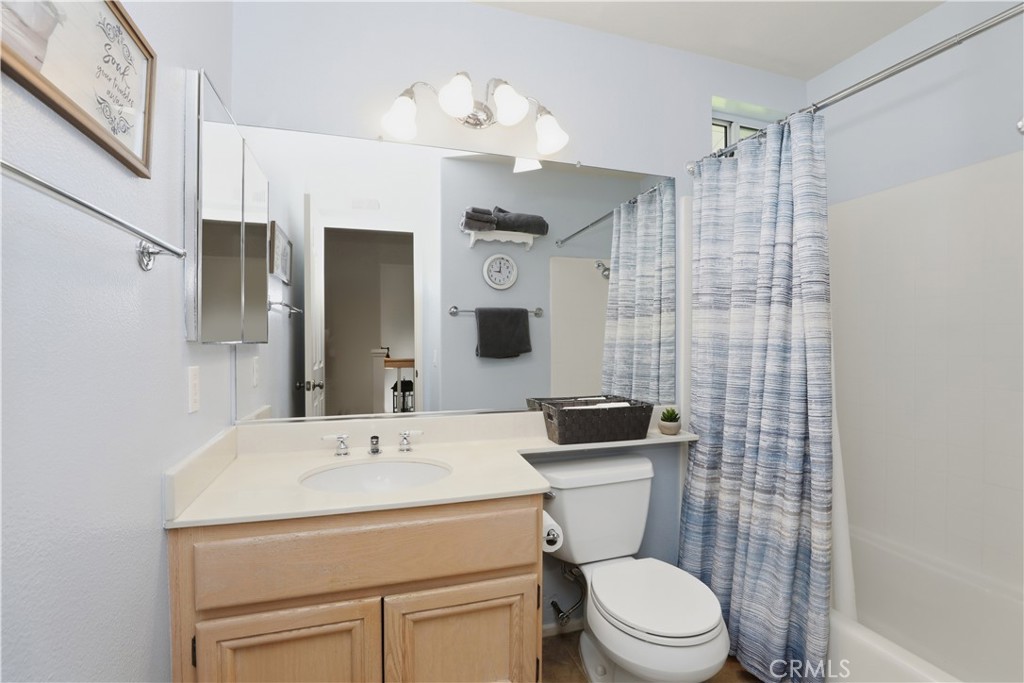 16350 Blossom Time Court Riverside, CA 92503 - Photo 28 of 58 Shared Bathroom