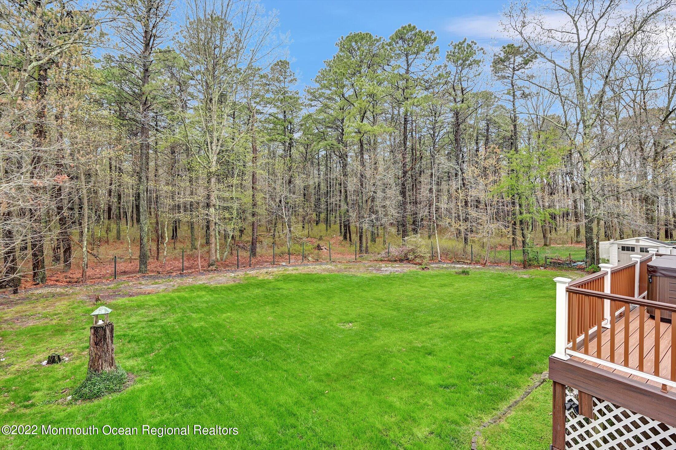 111 West Shenendoah Road Howell, NJ 07731 - Photo 36 of 46 36-22456658