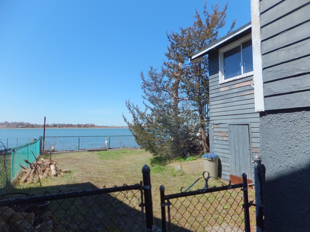 23 Beach Road Hingham, MA 02043 - Photo 1 of 9 Gallery Image 1