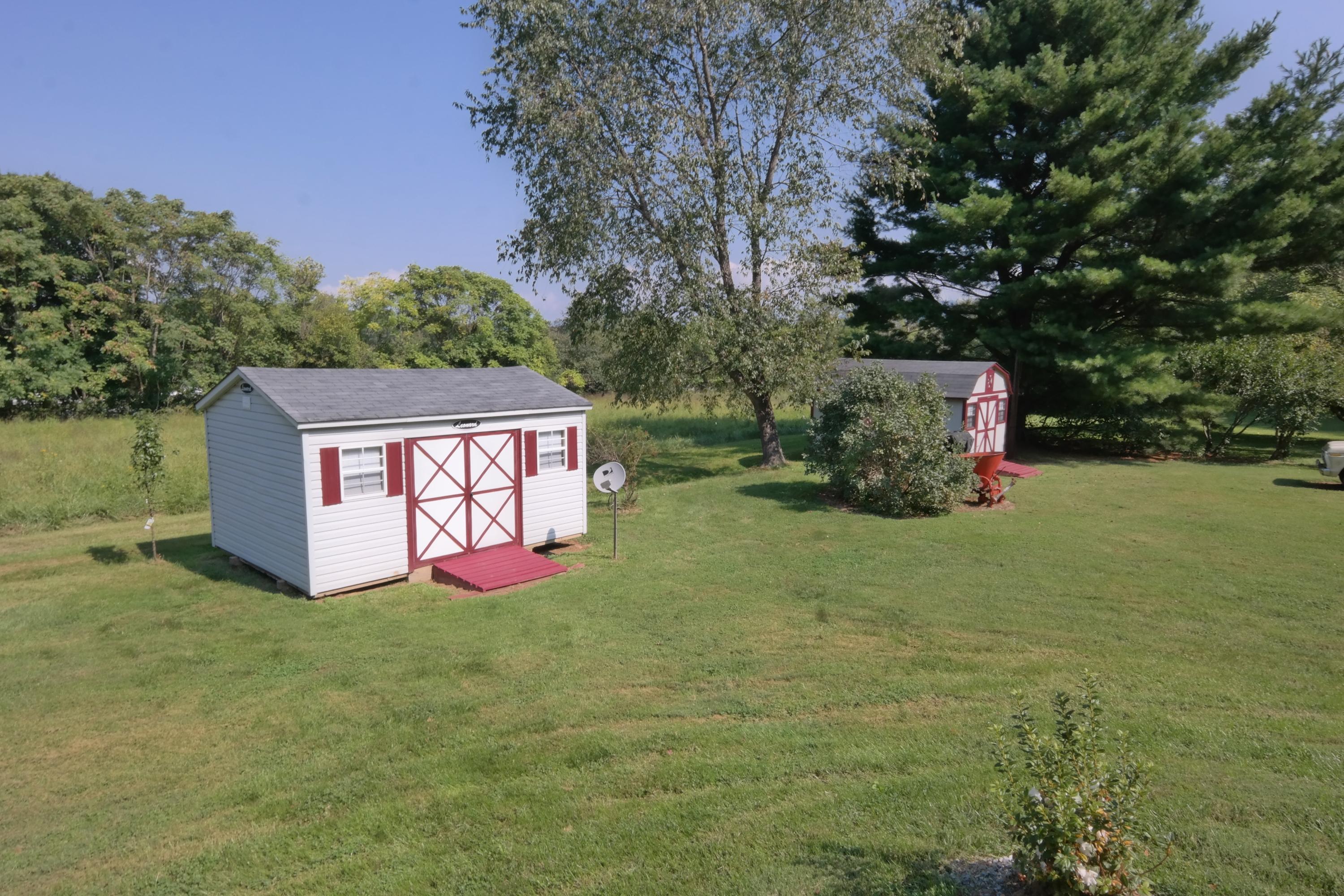 291 Hardbarger Road Buchanan, VA 24066 - Photo 18 of 22 Storage Building