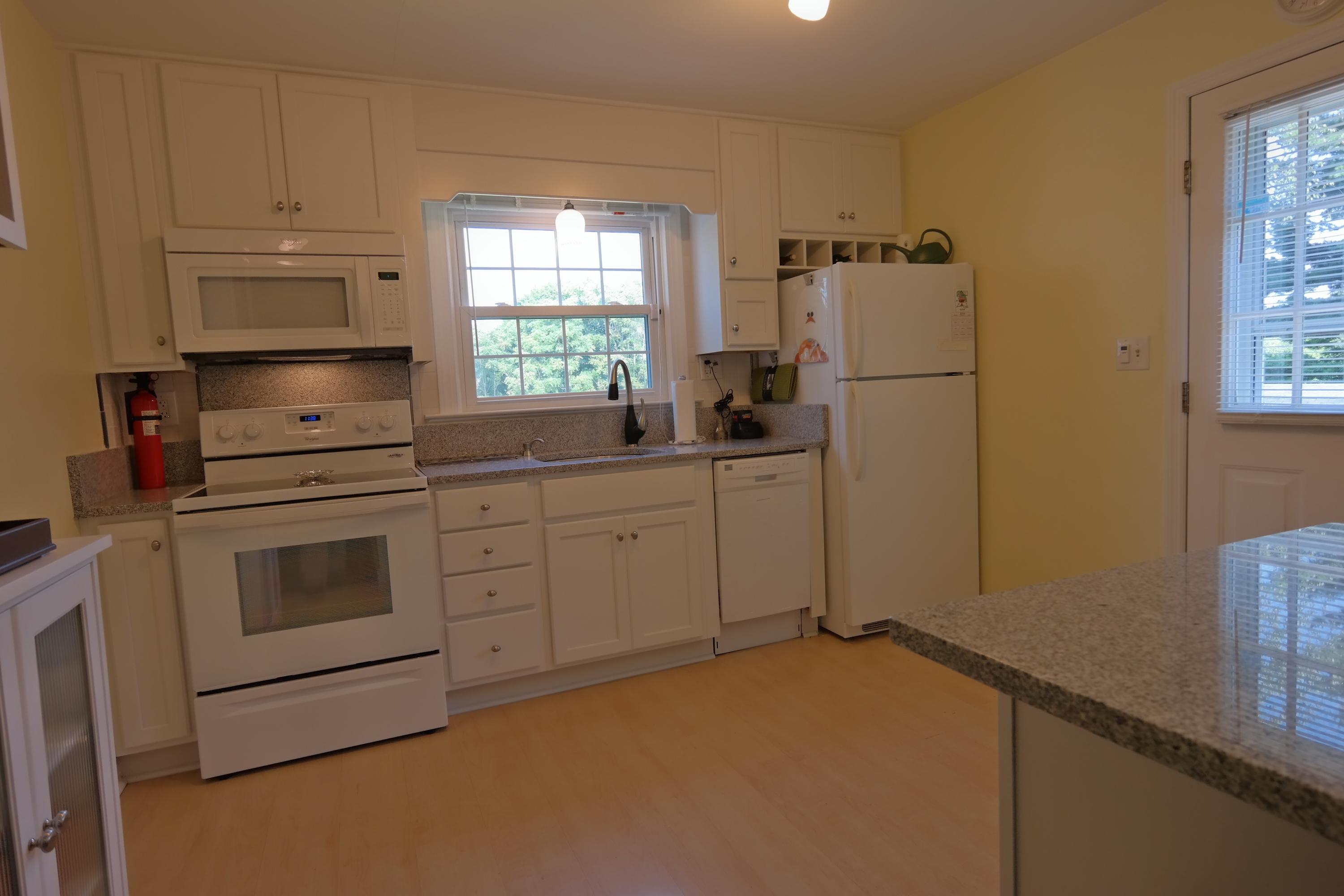 Kitchen 3