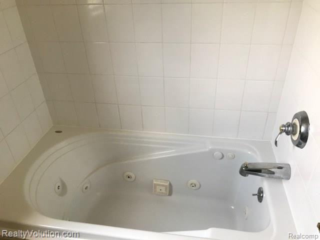 2420 Beacon Road Imlay City, MI 48444 - Photo 18 of 25 IMG_2706.JPG