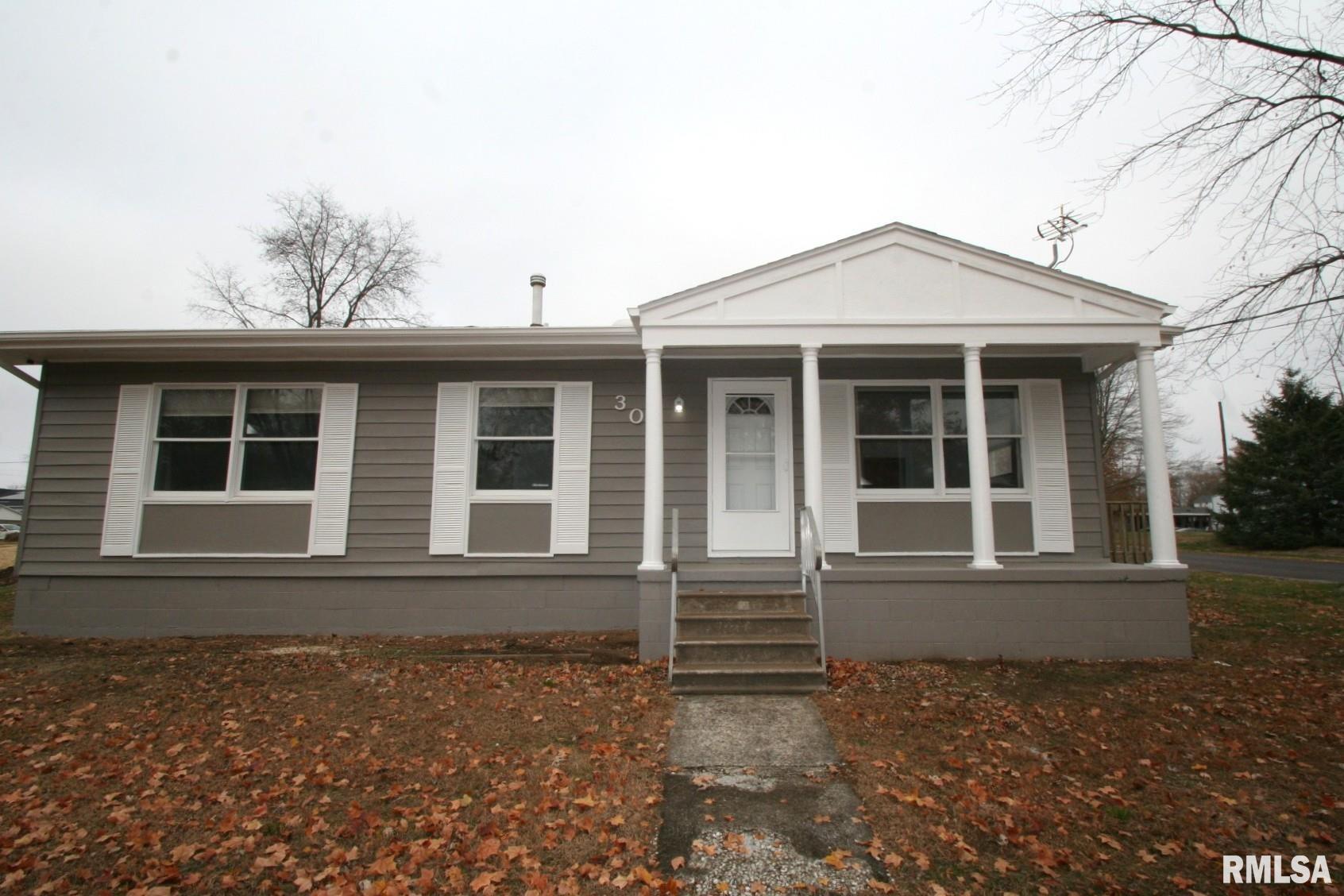 306 East Madison Street Mackinaw, IL 61755 - Photo 1 of 29