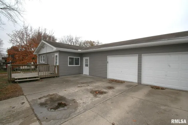 $189,900 | 306 East Madison Street, Mackinaw, IL 61755