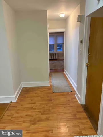 $995 | 5370 Lebanon Avenue, Unit 2, Philadelphia, PA 19131