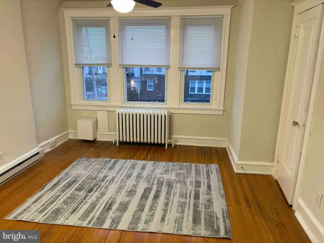 $995 | 5370 Lebanon Avenue, Unit 2, Philadelphia, PA 19131