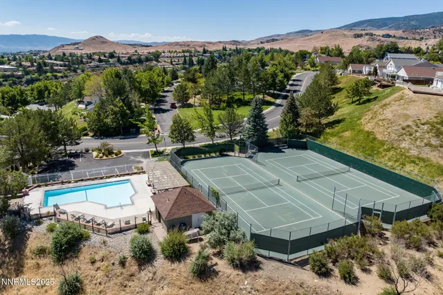 a view of a tennis court