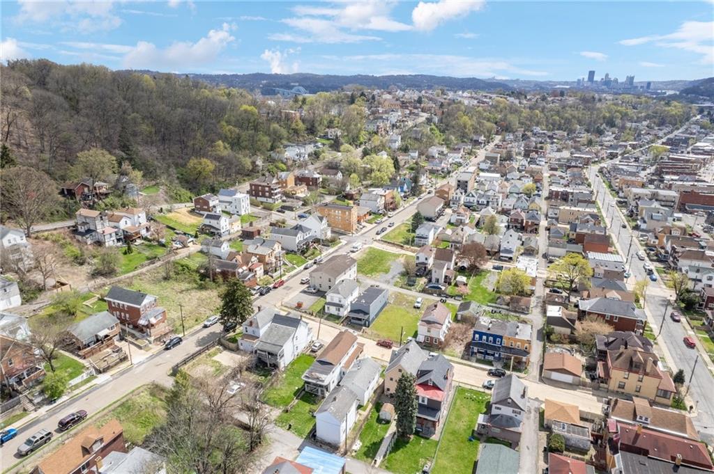808 10th Street McKees Rocks, PA 15136 - Photo 33 of 34 neighborhood view