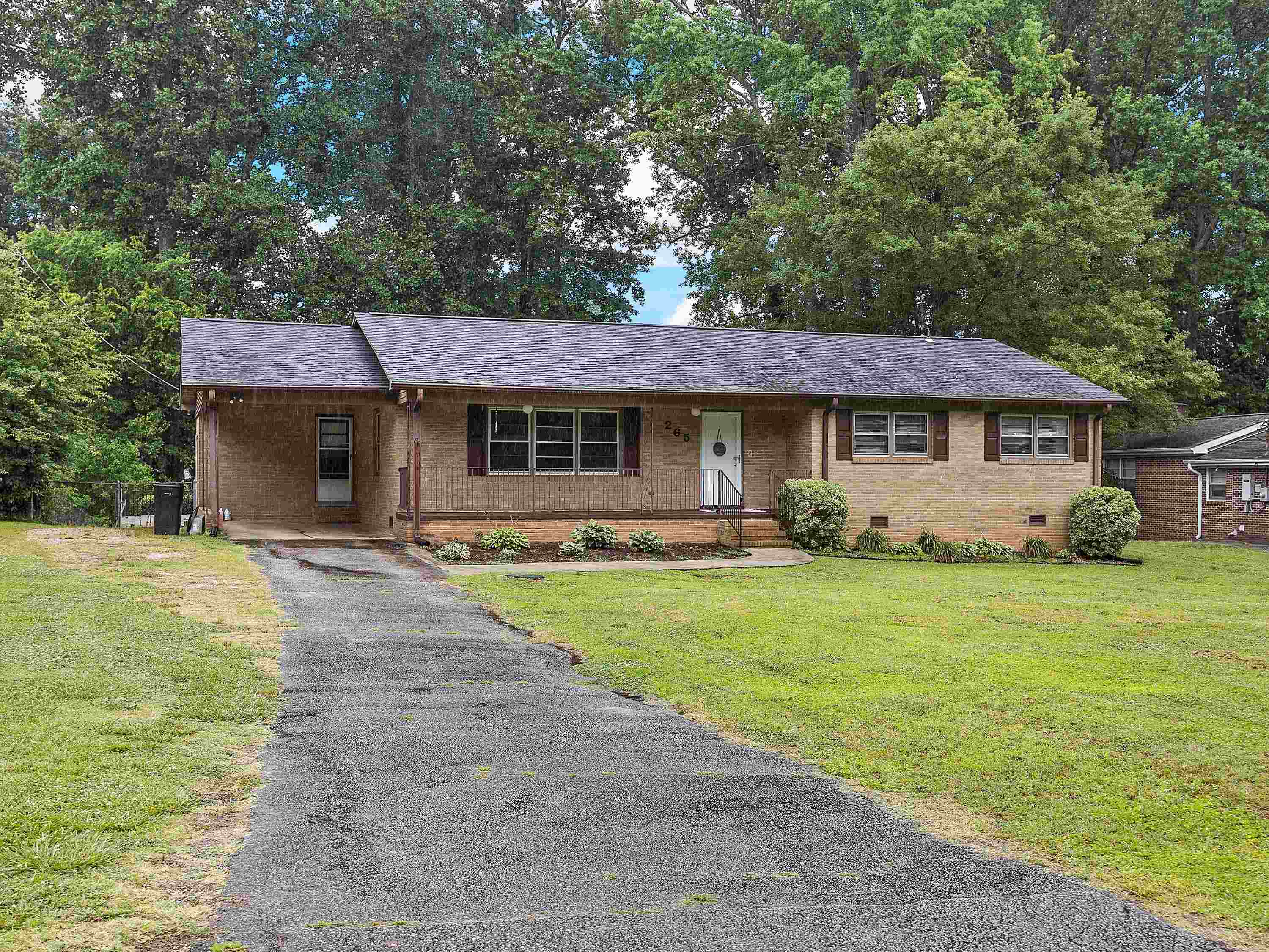 265 Granger Road Spartanburg, SC 29306 - Photo 2 of 35 Gallery Image 2