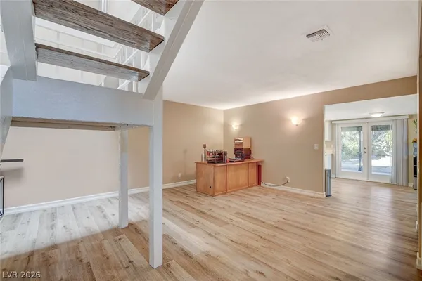 $2,400 | 2403 El Cortez Avenue, Las Vegas, NV 89102