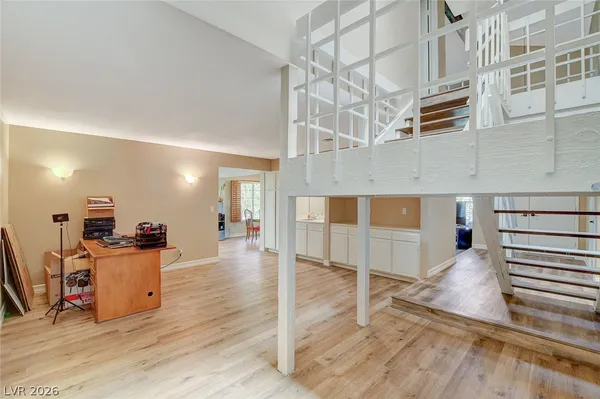 $2,400 | 2403 El Cortez Avenue, Las Vegas, NV 89102