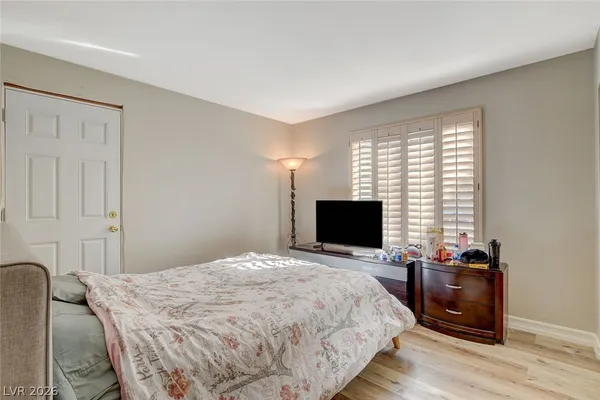 $2,400 | 2403 El Cortez Avenue, Las Vegas, NV 89102
