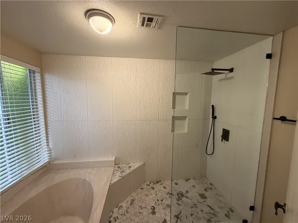$2,400 | 2403 El Cortez Avenue, Las Vegas, NV 89102