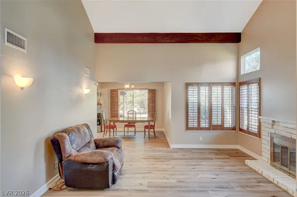 $2,400 | 2403 El Cortez Avenue, Las Vegas, NV 89102