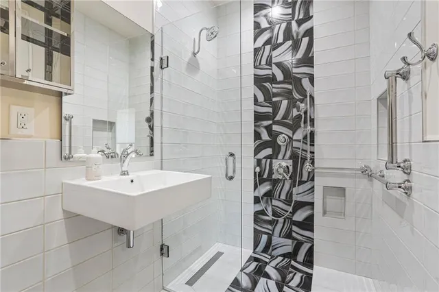 $16,500 | 7 Whitewater Trail, Atlanta, GA 30327