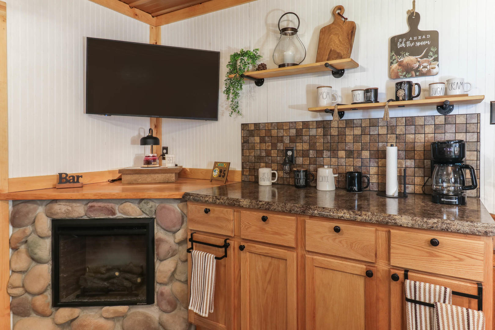 2463 Red Tail Hawk Road Clinton, IL 61727 - Photo 18 of 68