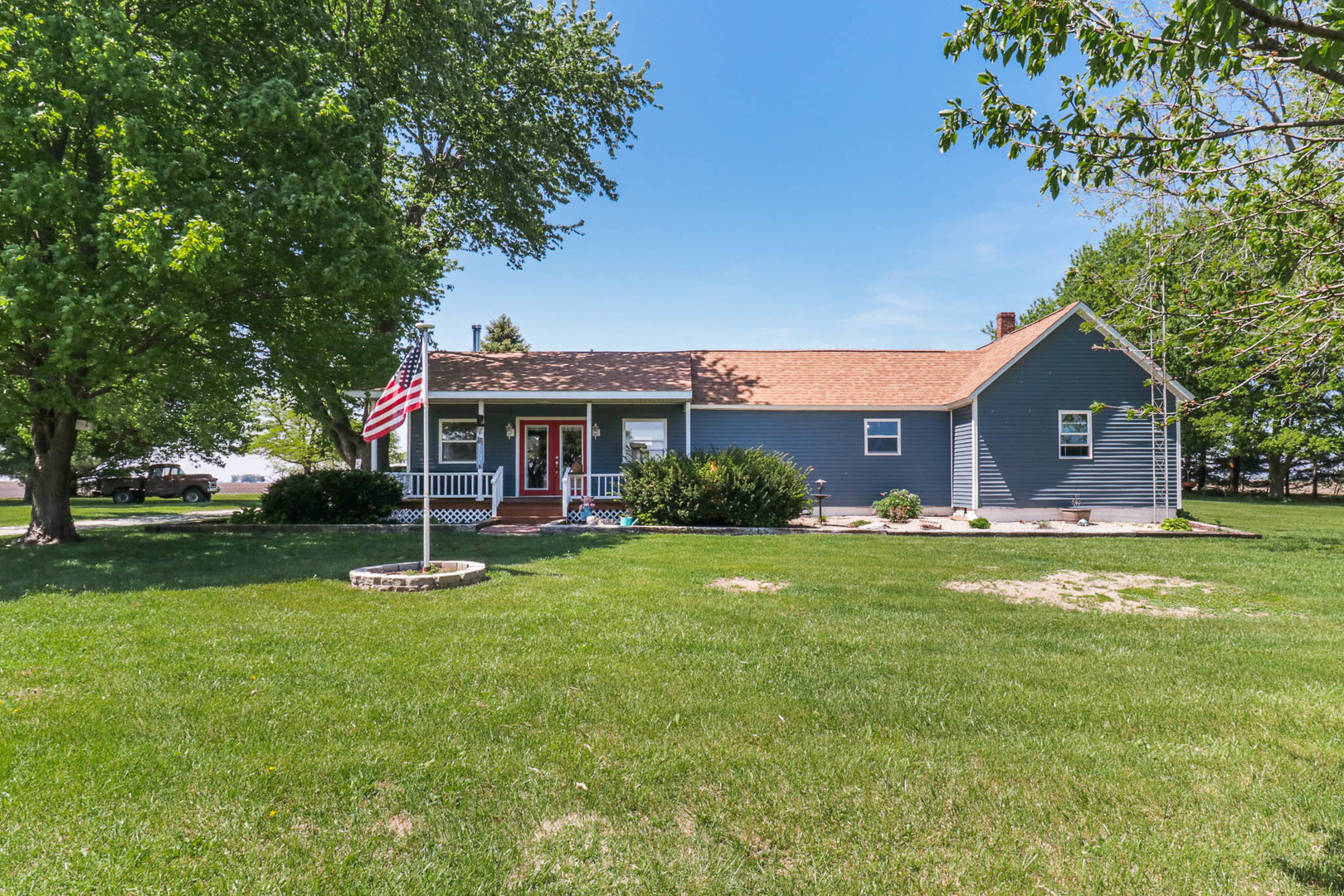 2463 Red Tail Hawk Road Clinton, IL 61727 - Photo 2 of 68