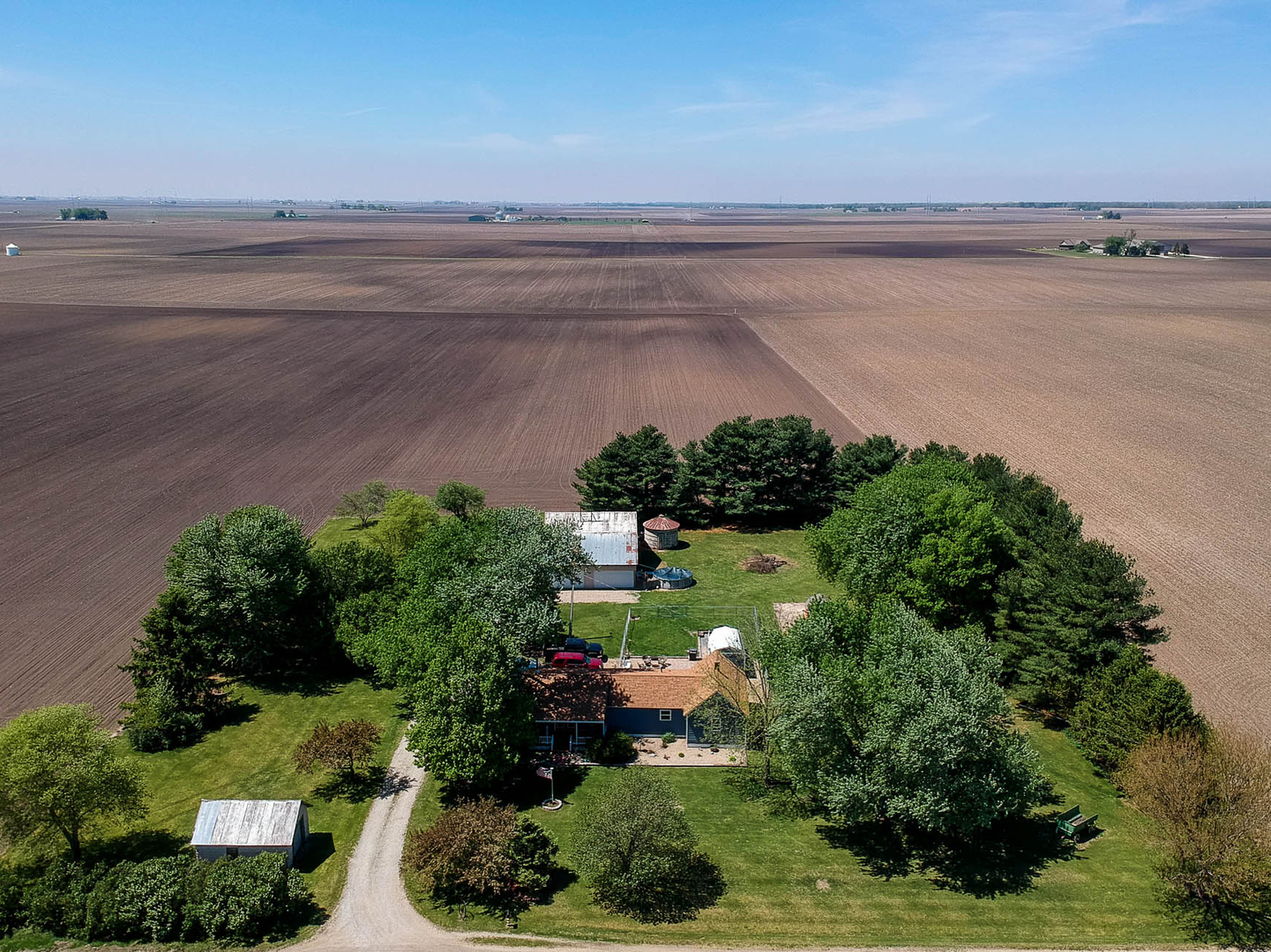 2463 Red Tail Hawk Road Clinton, IL 61727 - Photo 4 of 68