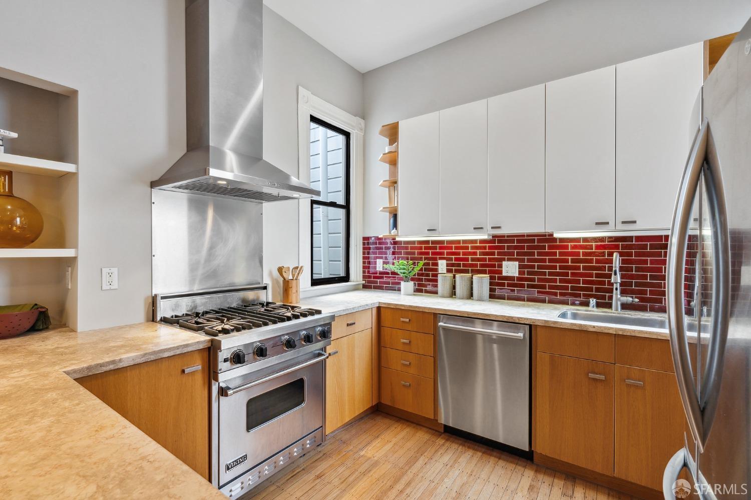 16 A Henry Street San Francisco, CA 94114 - Photo 5 of 36