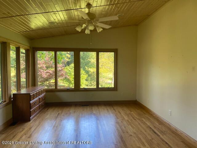 4445 County Farm Road St. Johns, MI 48879 - Photo 11 of 57 IMG_2073