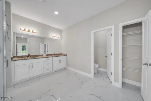 $2,600 | 543 McArthur Boulevard, Lehigh Acres, FL 33974