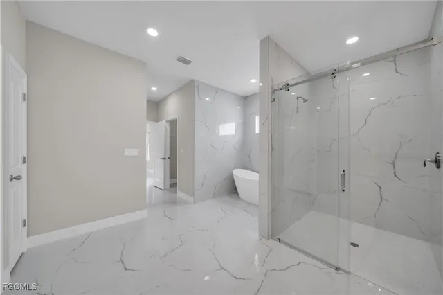 $2,600 | 543 McArthur Boulevard, Lehigh Acres, FL 33974