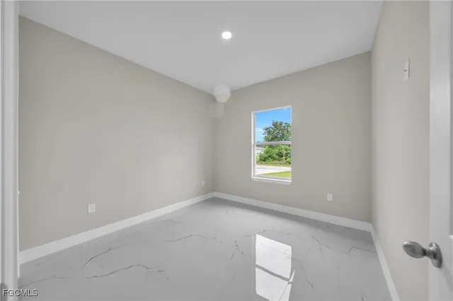 $2,600 | 543 McArthur Boulevard, Lehigh Acres, FL 33974