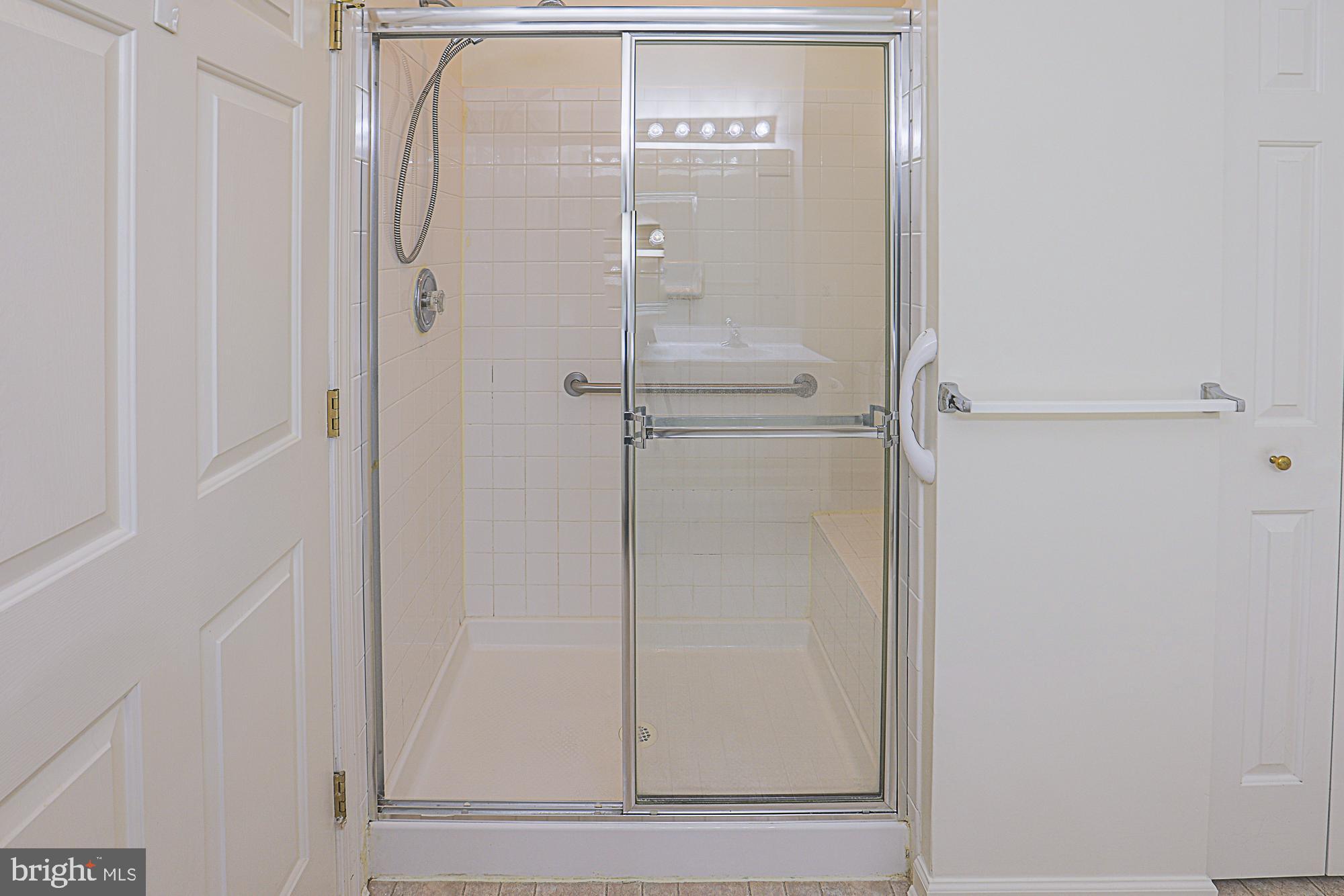 9615 Haven Farm Road, Unit 9615J Perry Hall, MD 21128 - Photo 19 of 26 Primary Bath