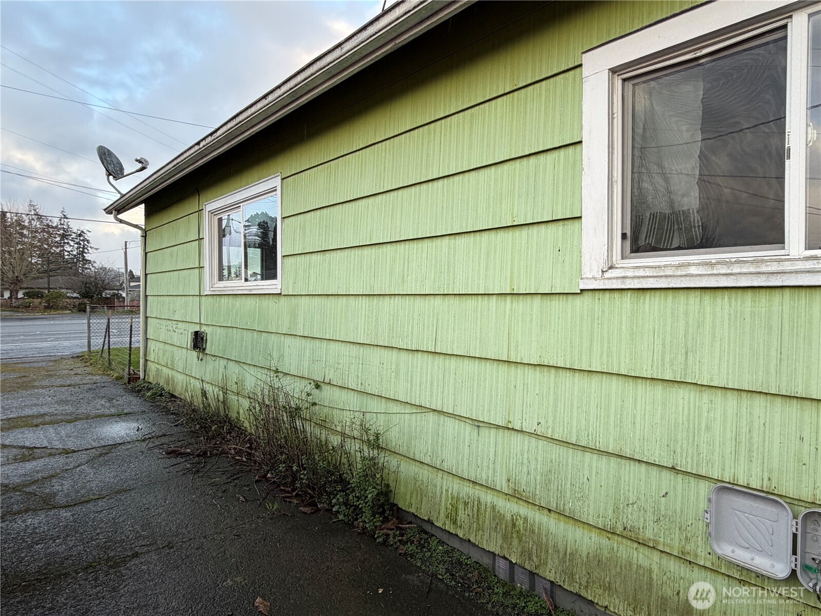 103 S. West Boulevard Aberdeen, WA 98520 - Photo 3 of 27