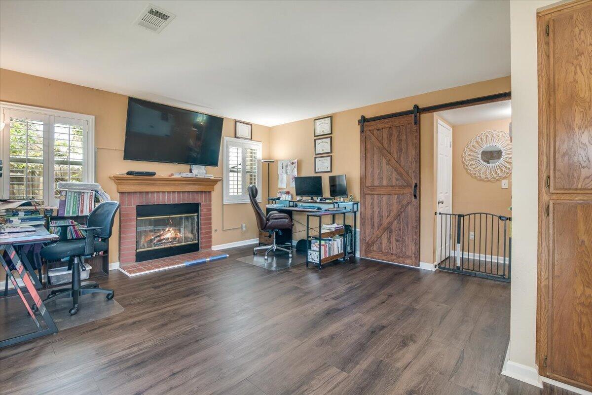1212 Timothy Court Lompoc, CA 93436 - Photo 7 of 29 28-DSC_9868
