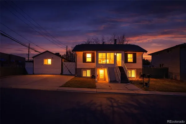 a view of an ocean room