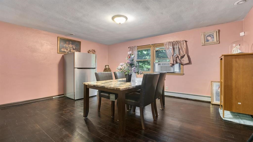 218 Rome Avenue Rockford, IL 61107 - Photo 12 of 44 Gallery Image 12
