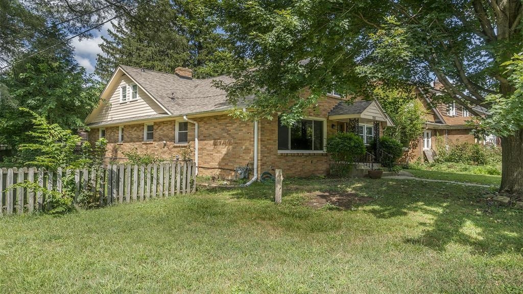218 Rome Avenue Rockford, IL 61107 - Photo 3 of 44 Gallery Image 3