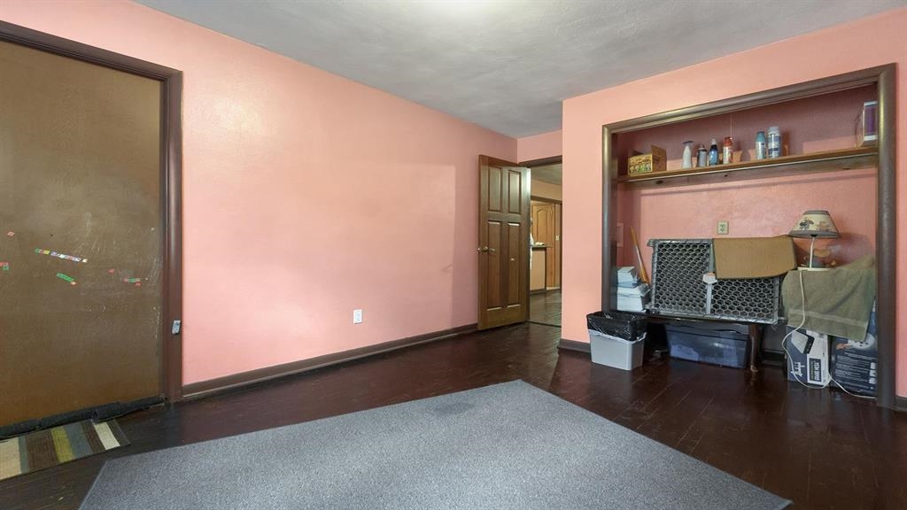 218 Rome Avenue Rockford, IL 61107 - Photo 4 of 44 Gallery Image 4