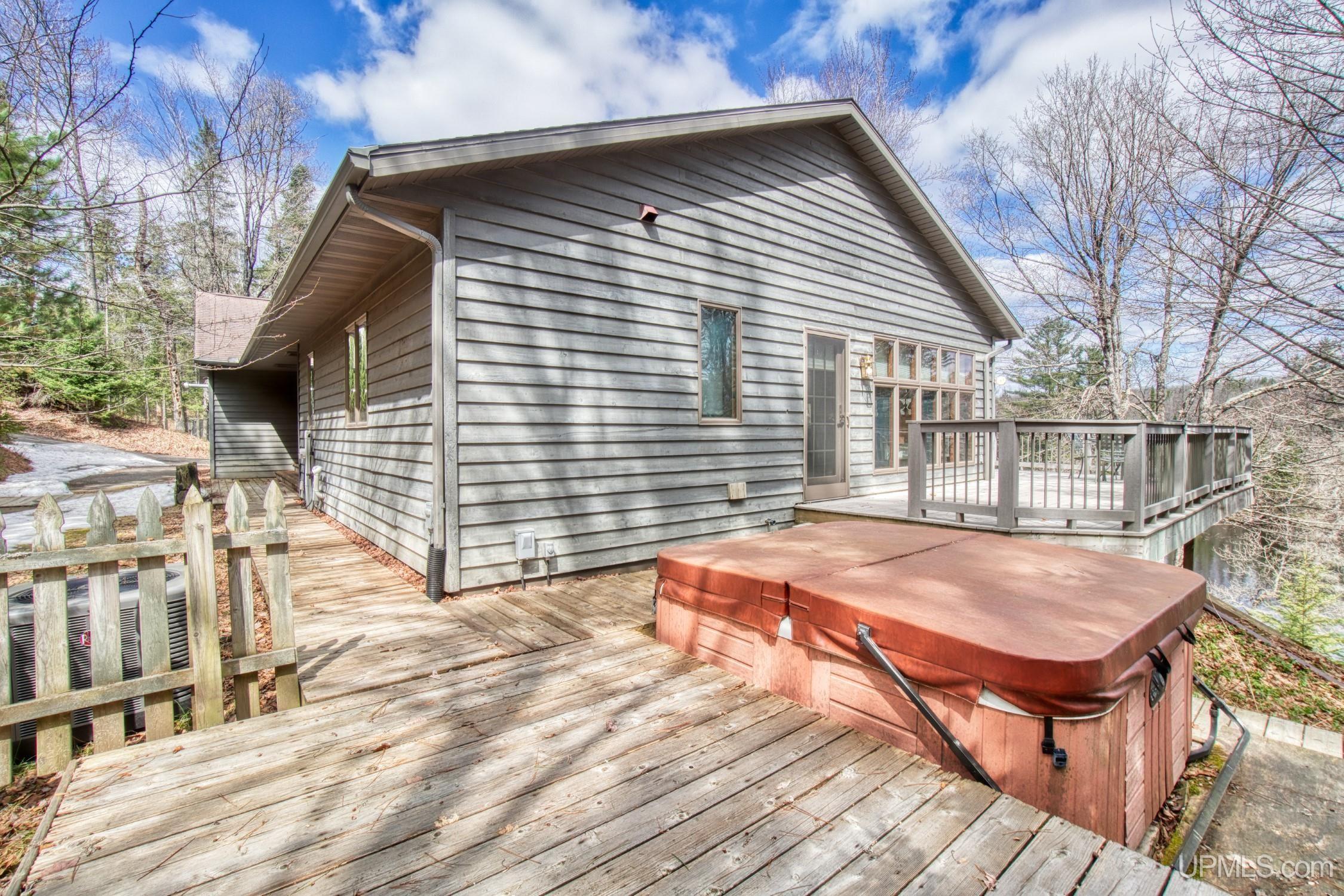 1616 Town Rd K Florence, WI 54121 - Photo 48 of 63 Gallery Image 48
