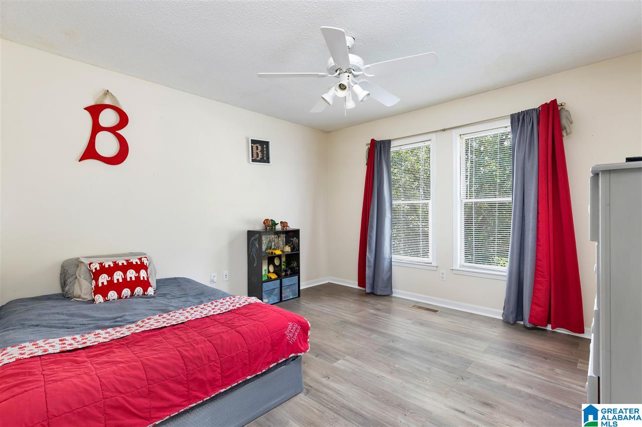 805 Round Hill Road Pelham, AL 35124 - Photo 19 of 29