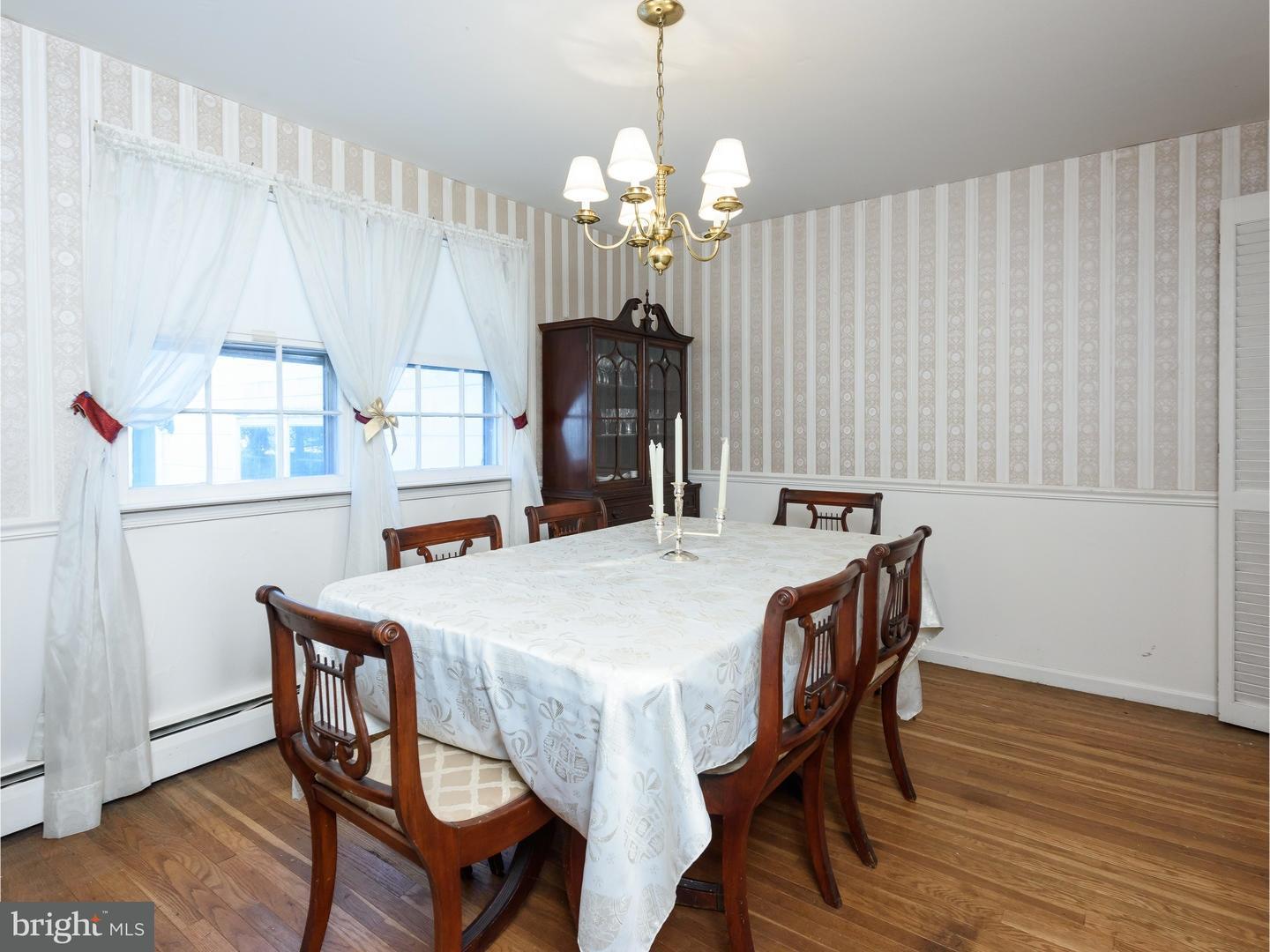 19 Line Road Malvern, PA 19355 - Photo 10 of 25 Dining Room