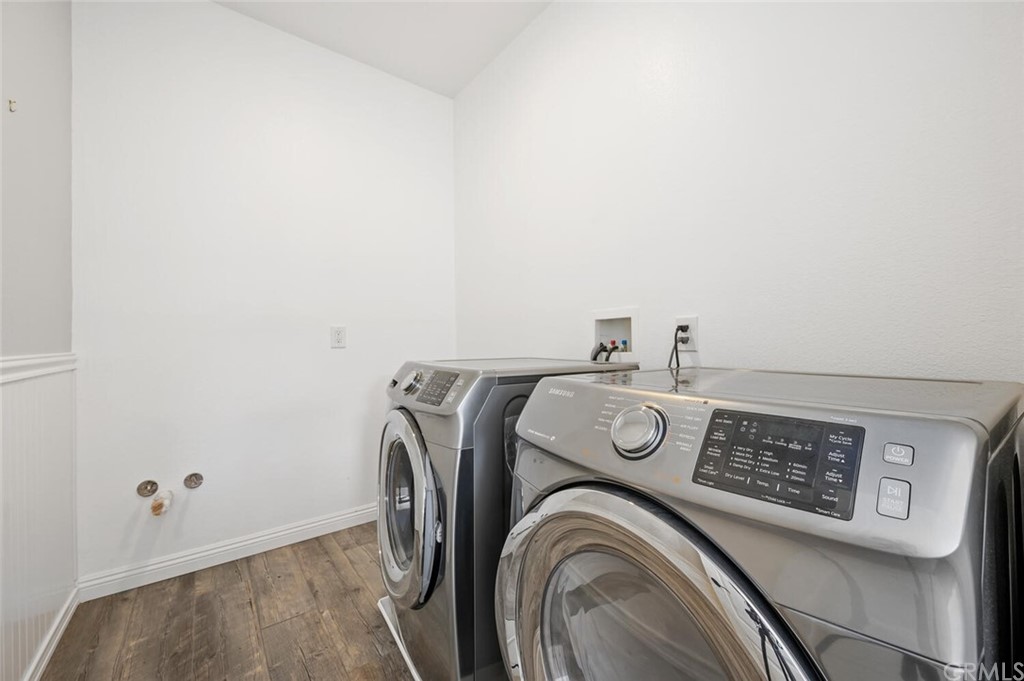 4350 Milano Way Oceanside, CA 92057 - Photo 25 of 30 a utility room with dryer and washer