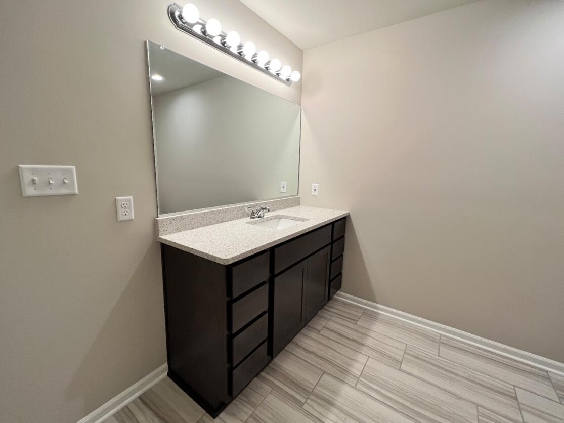 4904 Stephen Lane Lowell, IN 46356 - Photo 14 of 24 1115x836