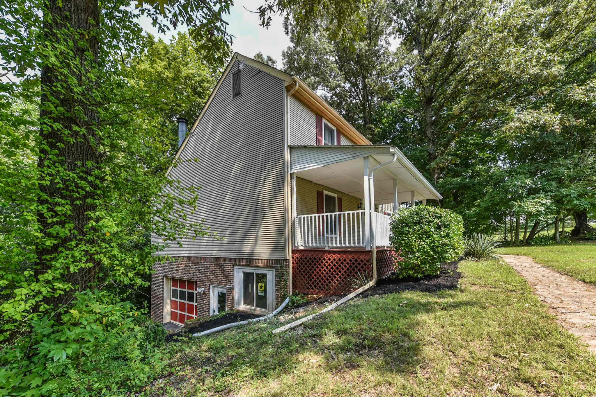 793 Lake Ridge Court Springfield, TN 37172 - Photo 4 of 29 Gallery Image 4