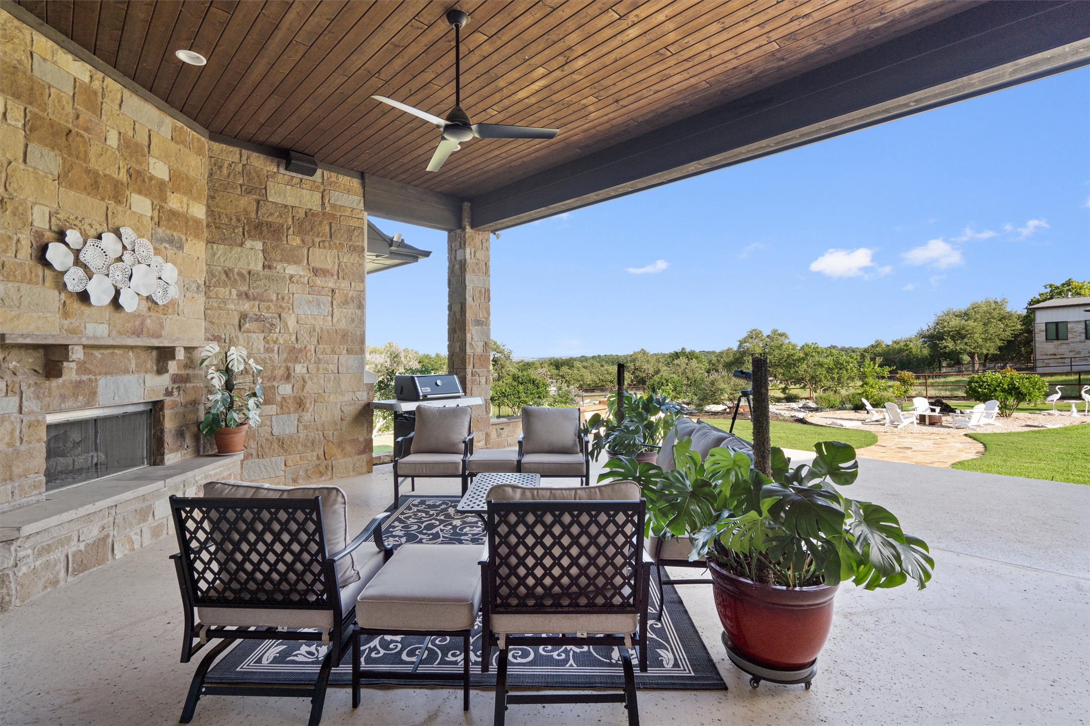 104 Highland Spring Lane Georgetown, TX 78633 - Photo 6 of 40