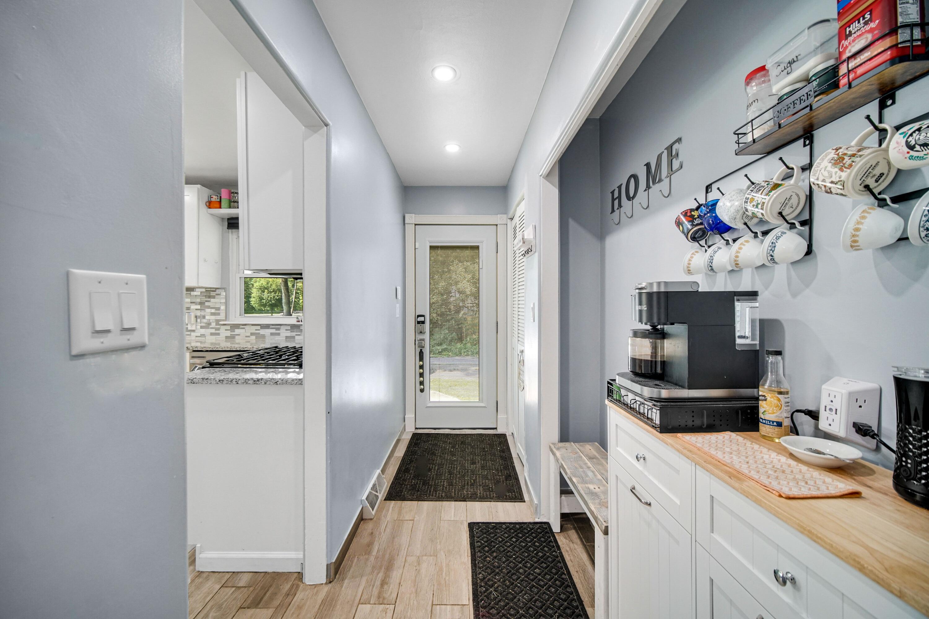 2375 Indian Boundary Road Chesterton, IN 46304 - Photo 10 of 22 3000x2000