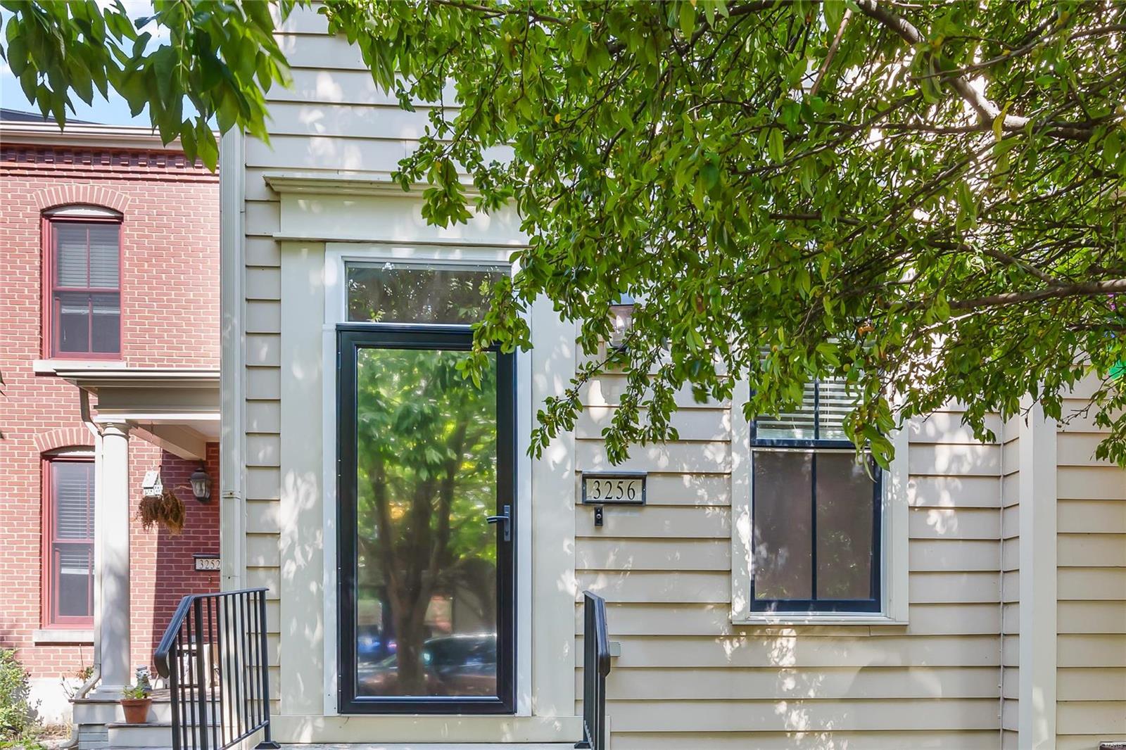 3256 Domain Street St. Charles, MO 63301 - Photo 3 of 38