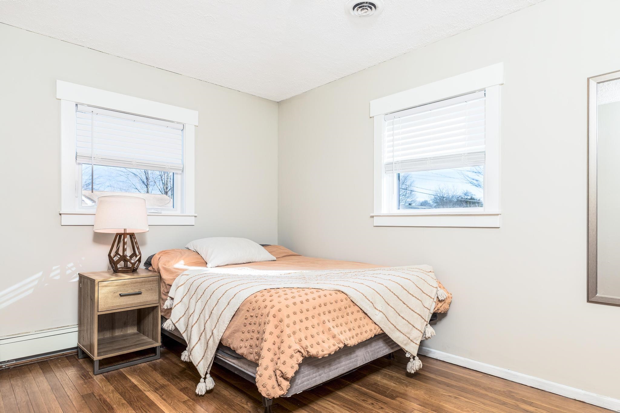 245 Ocean Road Portsmouth, NH 03801 - Photo 23 of 31