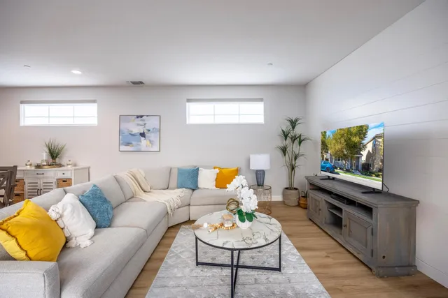 $824,900 | 93 East Ramsey Drive, Mountain House, CA 95391