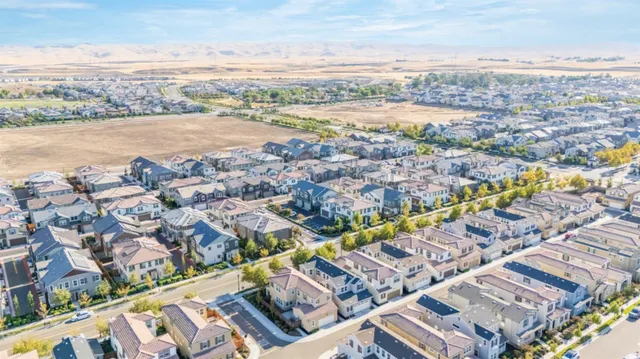 $824,900 | 93 East Ramsey Drive, Mountain House, CA 95391