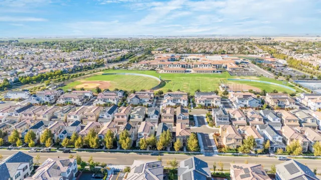 $824,900 | 93 East Ramsey Drive, Mountain House, CA 95391