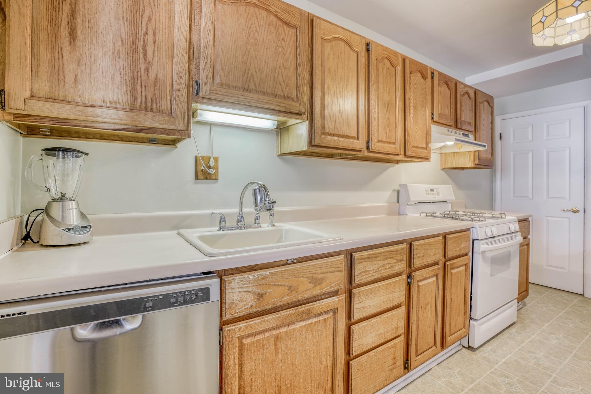 2108 Pitney Road Baltimore, MD 21234 - Photo 12 of 34 Gallery Image 12