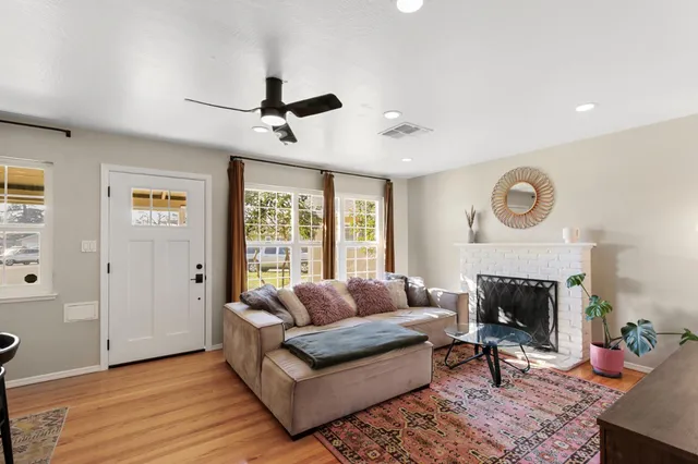 $394,500 | 4537 Brent Court, Sacramento, CA 95820