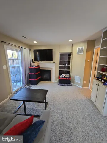 $599,500 | 9249 Alvyn Lake Circle, Bristow, VA 20136